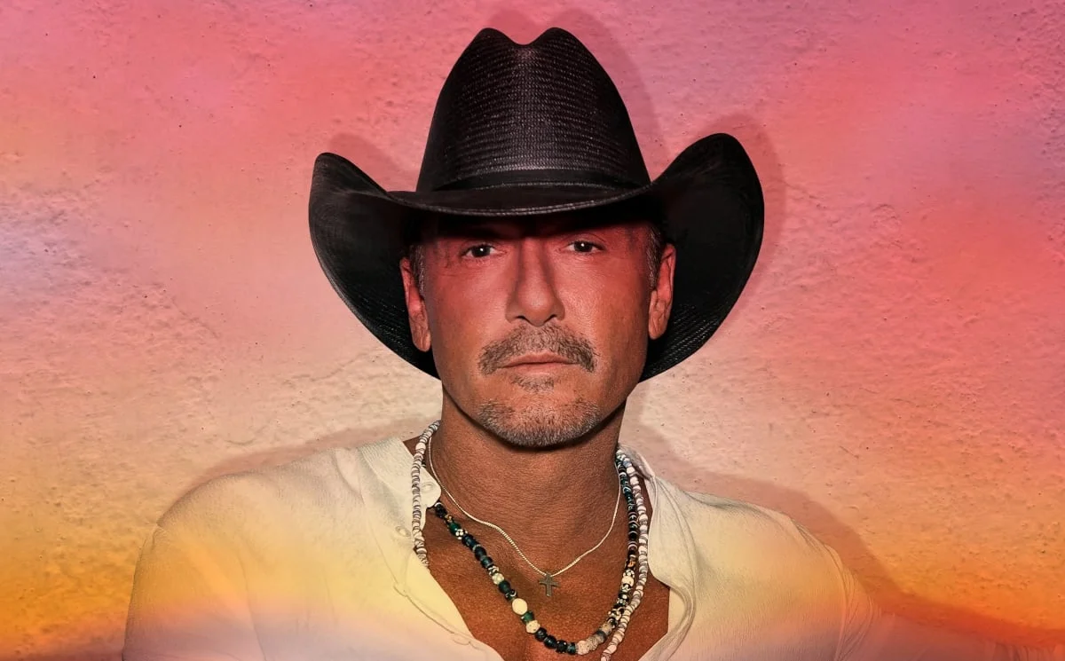 Country Music Hall of Fame Inducts Tim McGraw The Stanley Brothers and Paul Overstreet Amidst Growing Calls for Public Ceremony Access