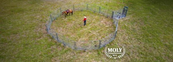 Downunder Horsemanship Partners with Moly Manufacturing to Revolutionize Livestock Handling and Horse Training Equipment