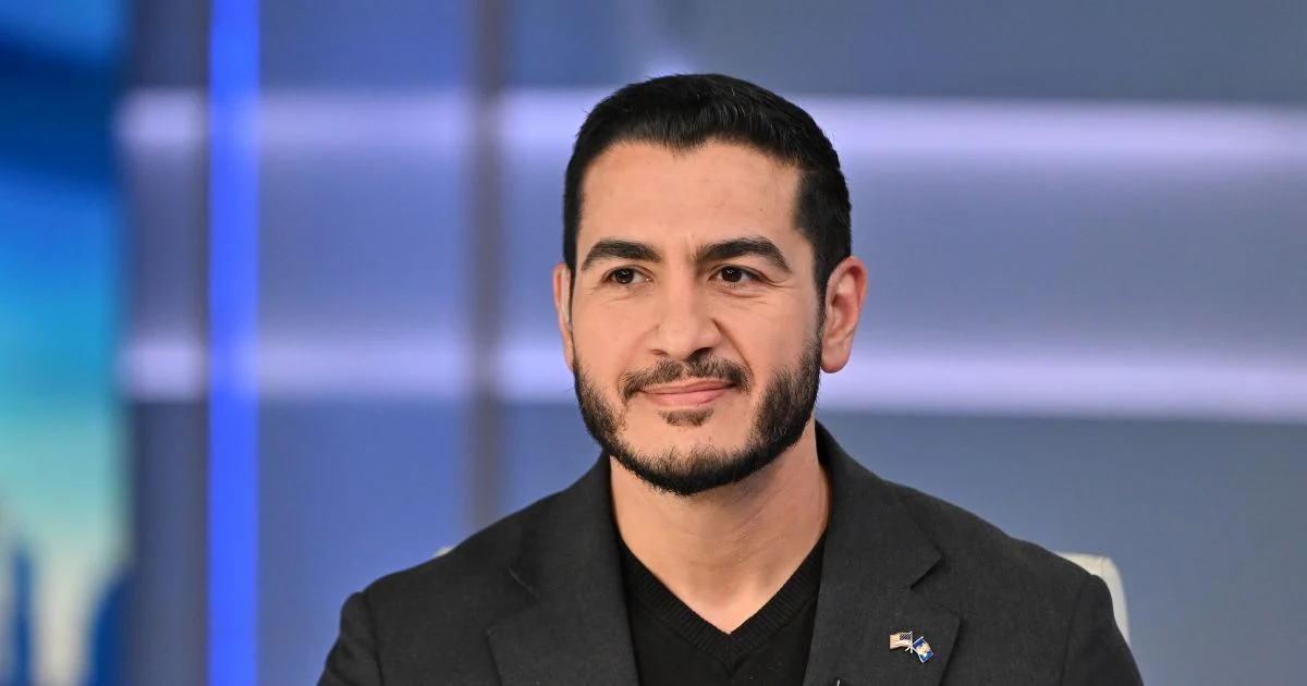Michigan Senate Debate Ignites Controversy Over Candidates’ Residency and Foreign Ties as Abdul El-Sayed and Mike Rogers Clash on Stage