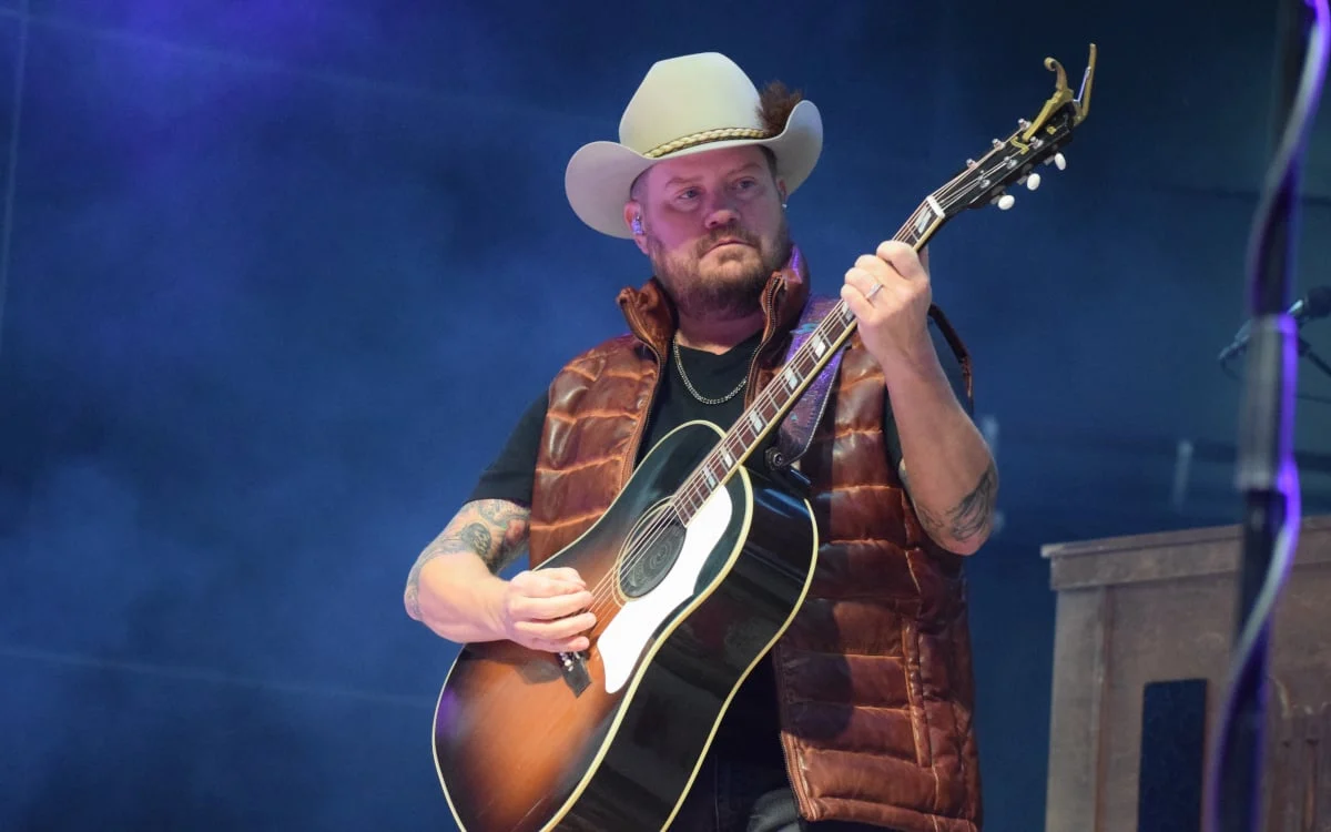 Randy Rogers Band Celebrates 25 Years with Star-Studded Collaborative Album Songbook